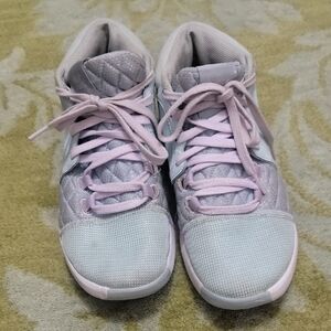 Nike Women's Light Pink Lace-Up Athletic Sneakers